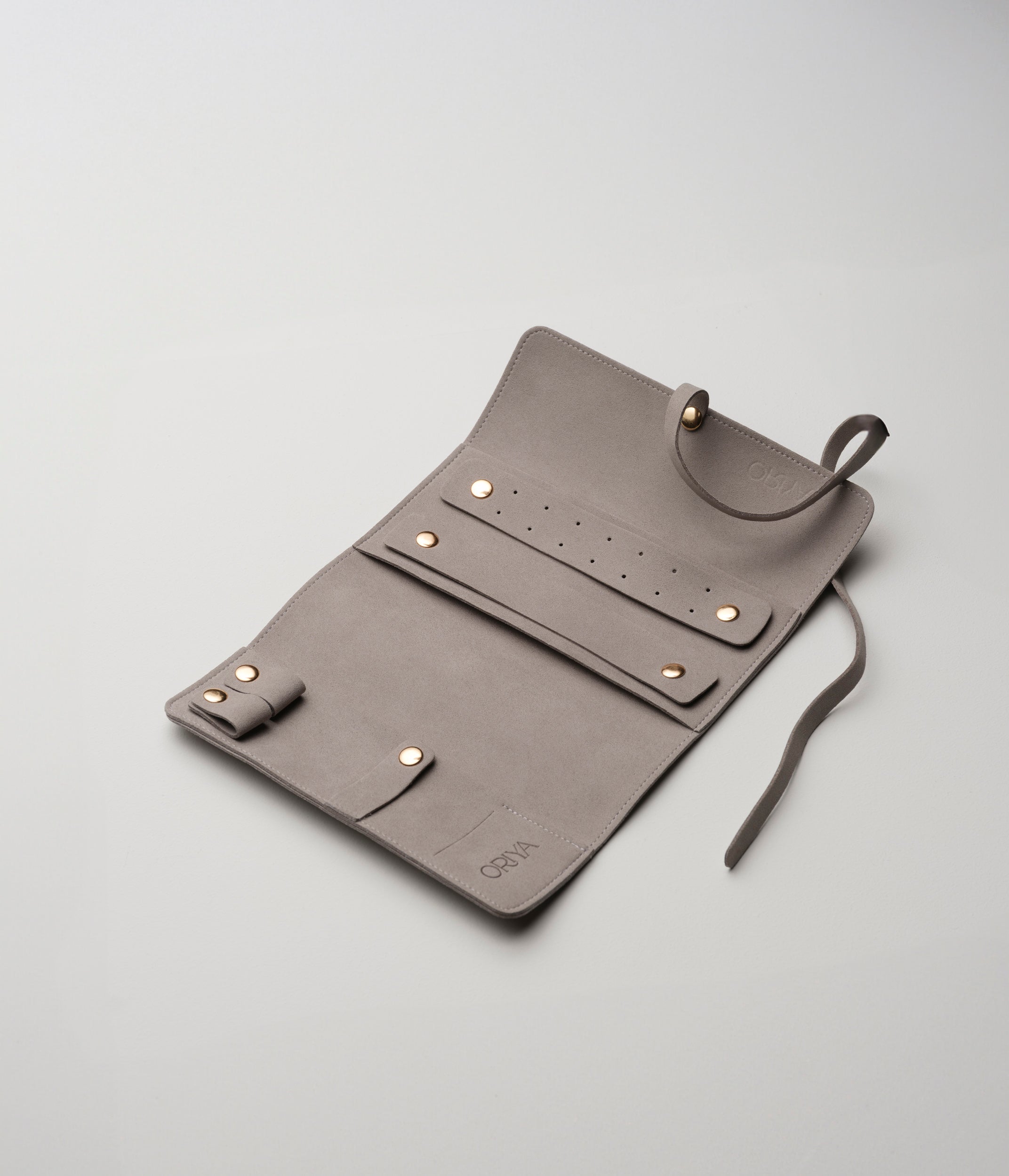 Jewelry Travel Pouch — premium velvet travel pouch for jewelry — Oriya Jewels accessory