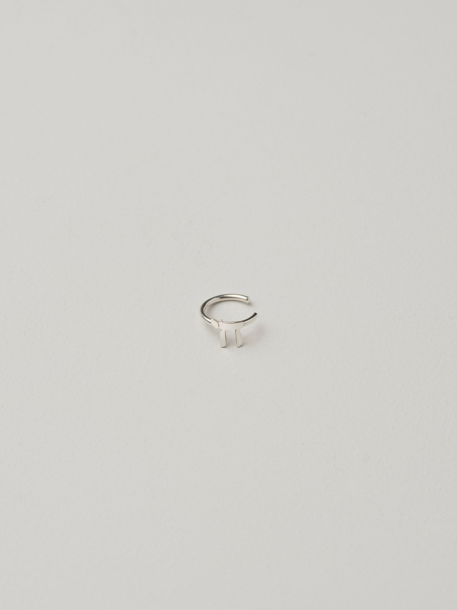 Nekudah Earcuff Chai Edition — gold ear cuff with Chai life symbol — Jewish symbol earring — Oriya Jewels
