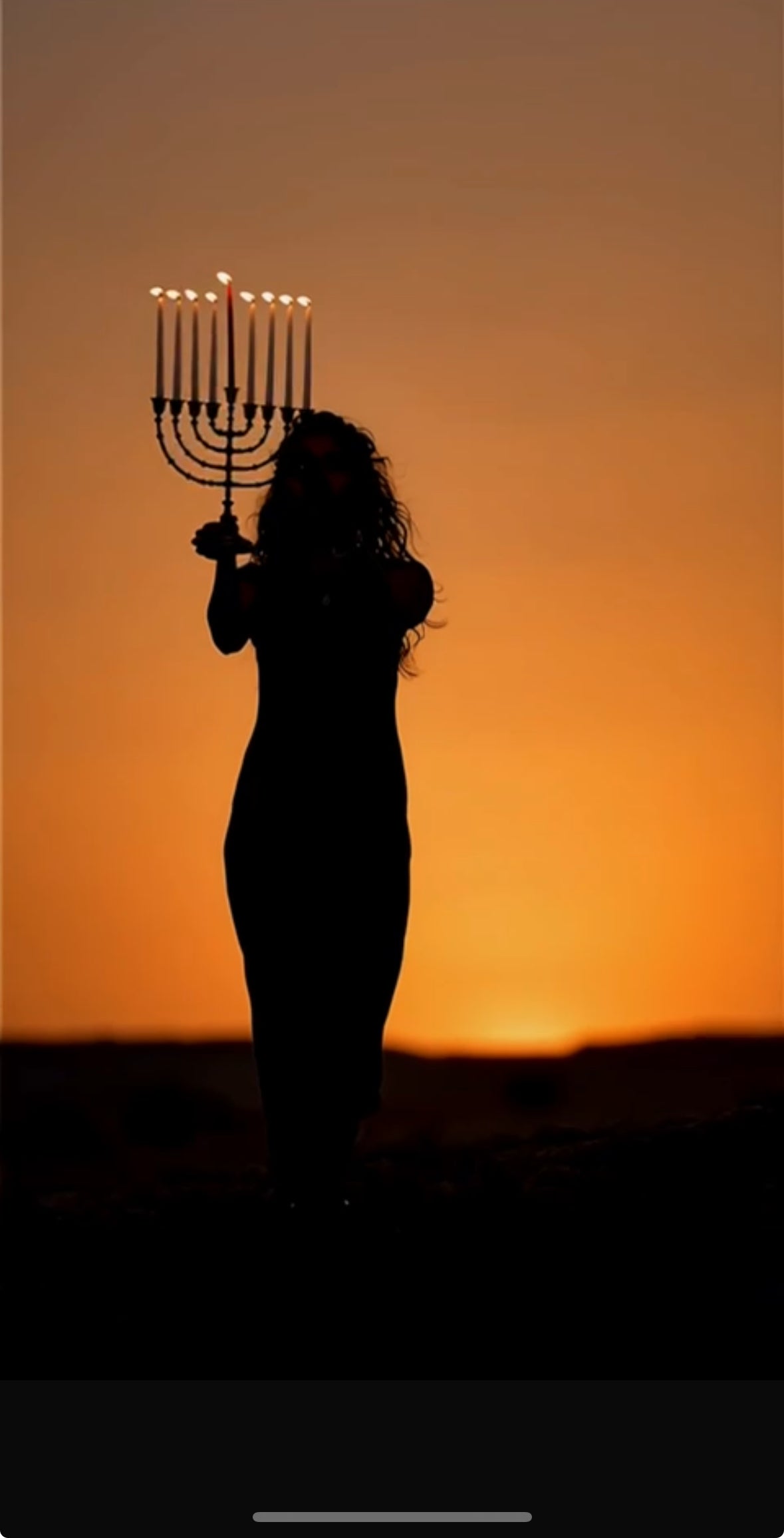 Beyond the Menorah: The Ancient Art of Hanukkah Jewelry Gifting