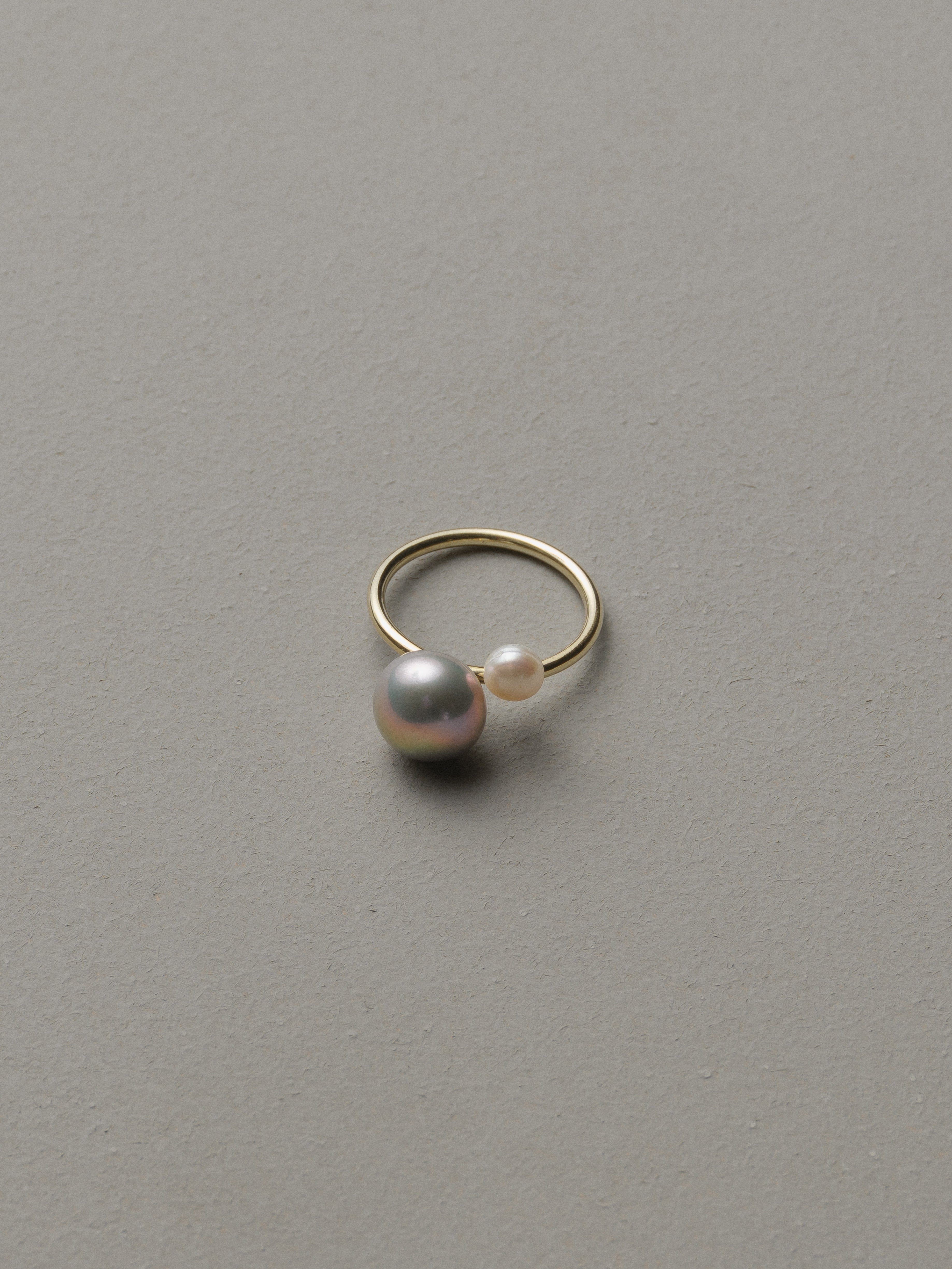 YACHAD Ring -The Unity of opposites - grey / white